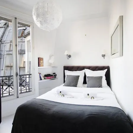 Guestready - 2 Pieces Lumineux Vue Sur Notre Dame شقة باريس